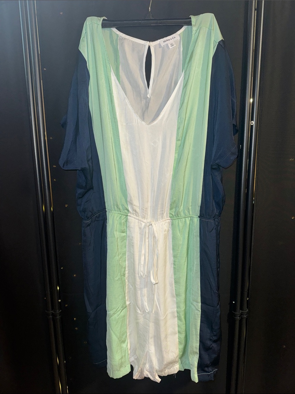 Colorblock V-Neck Romper in Navy, Mint & White